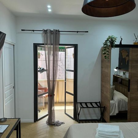 Gennarino Apartments - Panorama Suite With Balcony And Urban Loft Napoli Eksteriør billede