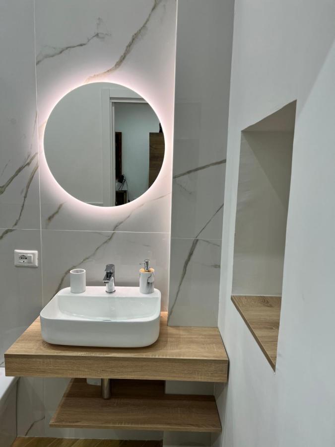 Gennarino Apartments - Panorama Suite With Balcony And Urban Loft Napoli Eksteriør billede